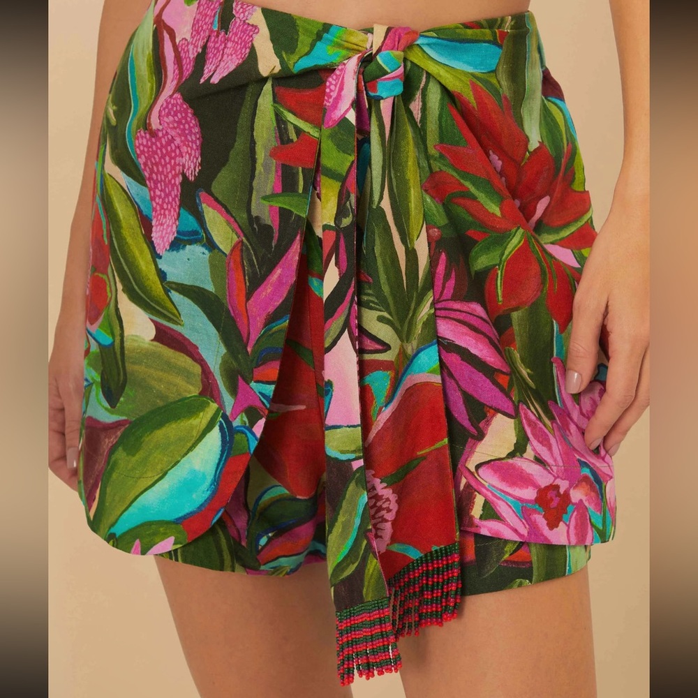 NWT FARM Rio Multicolor Jardin De Reve Shorts